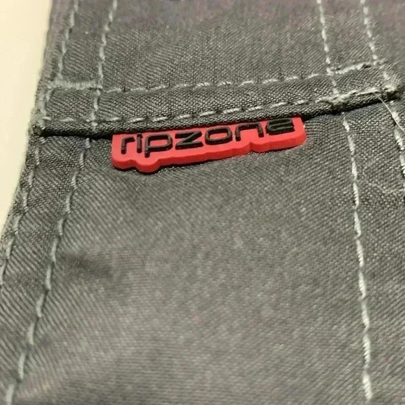 Rip Zone Rare  90’s Board Shorts, Adjustable Waist, Embroidered - Picture 8 of 14